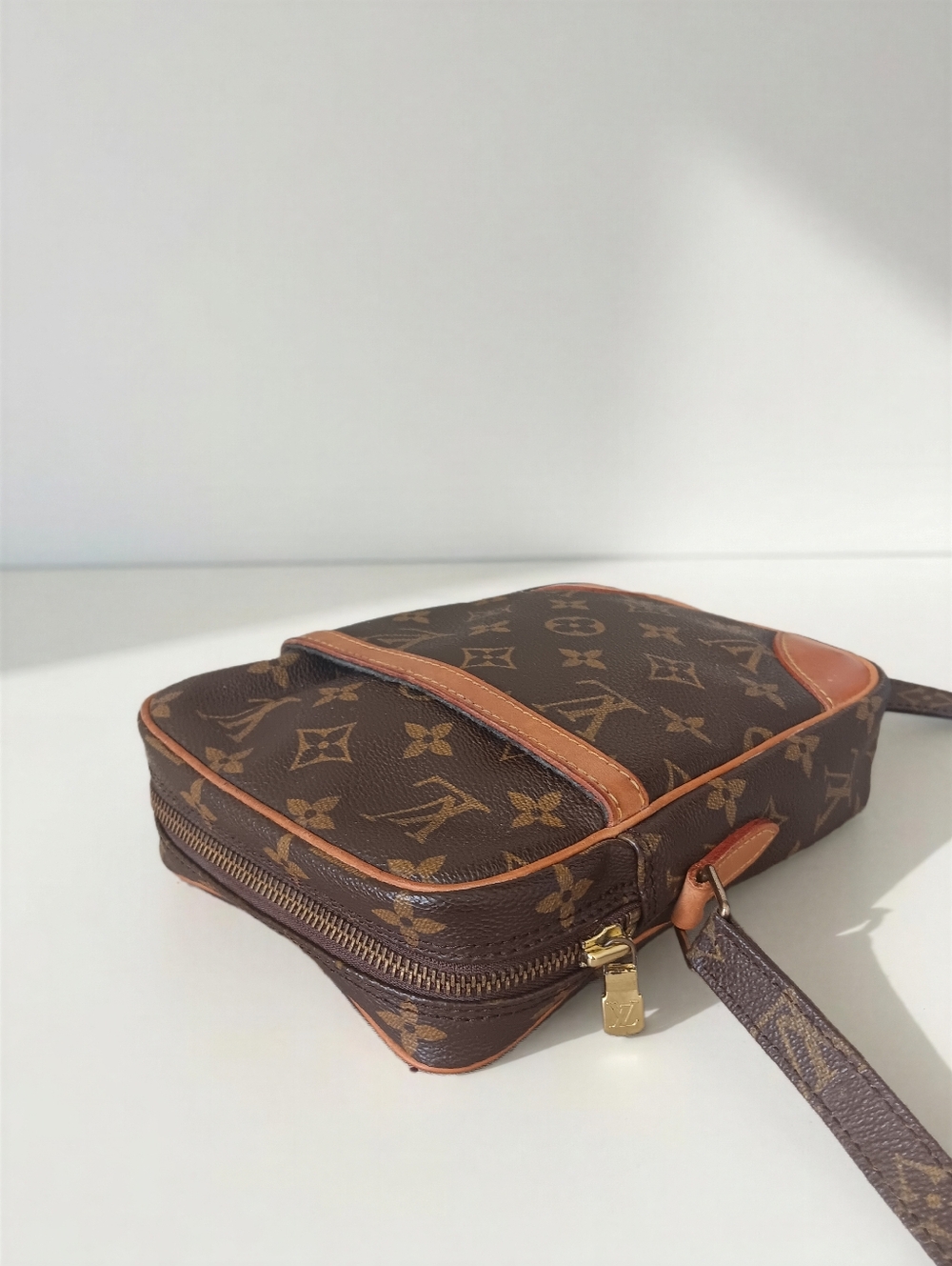 Louis Vuitton Monogram Danube Crossbody Bag Vintage 1995 ✨ COA - Picture 12 of 16